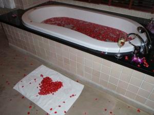 James Thoms - Daddy Portland, USA